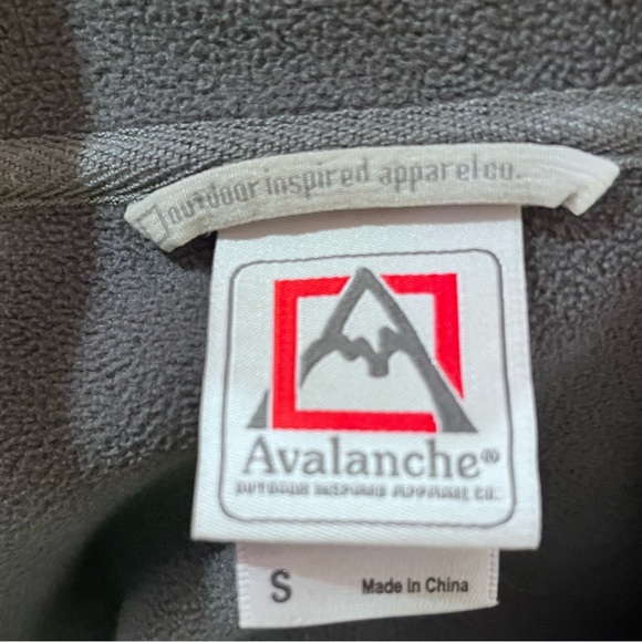 Avalanche Women’s Charcoal Gray Zip Down Jacket - Picture 7 of 8